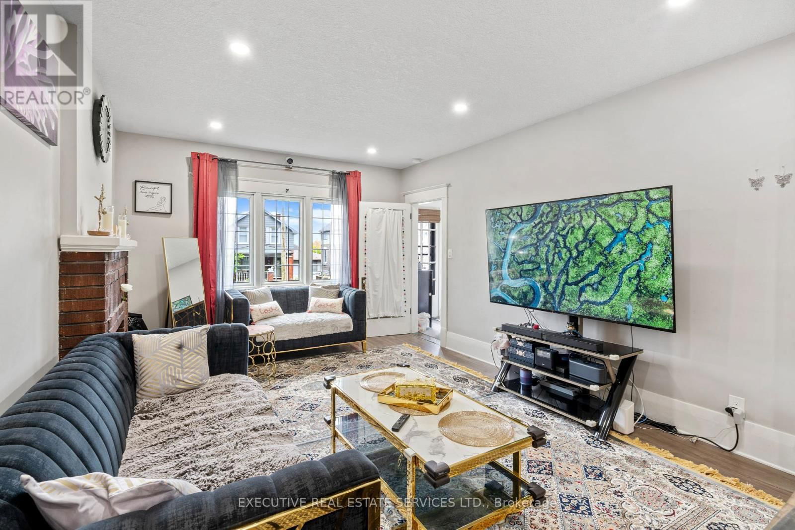 594 HIGHBURY AVENUE Image 7