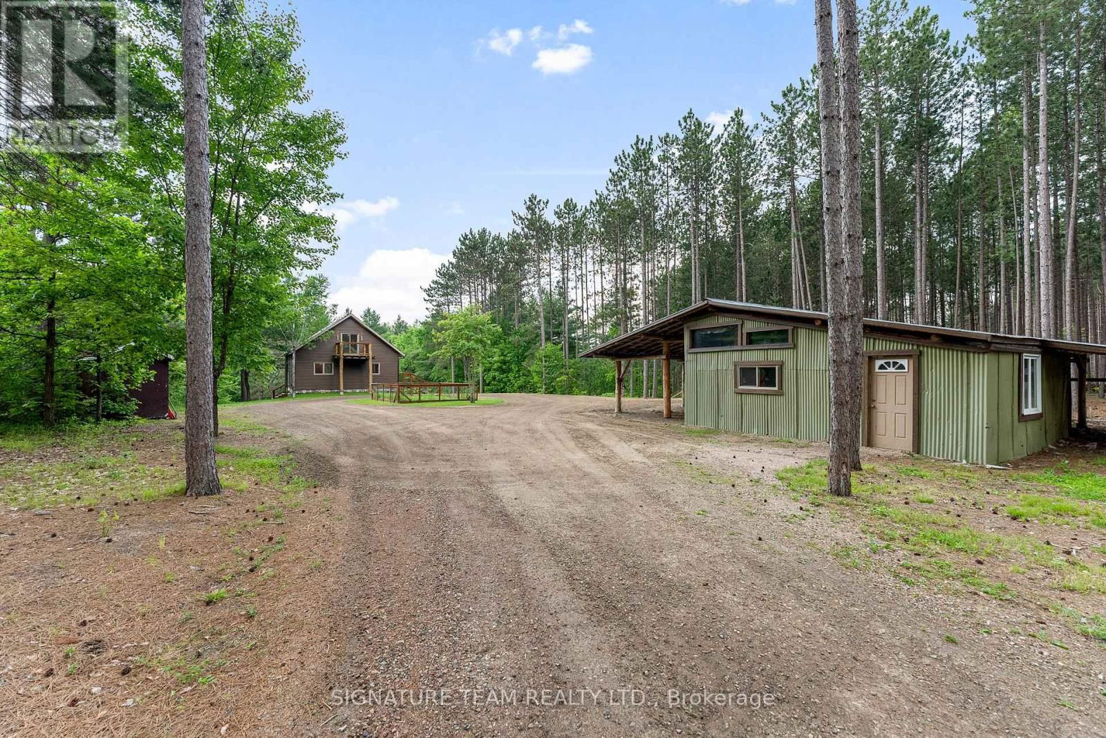 65b RECOSKIE LANE Image 43