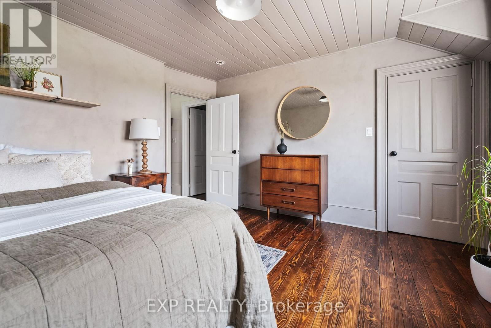 985 MELVILLE ROAD Image 26