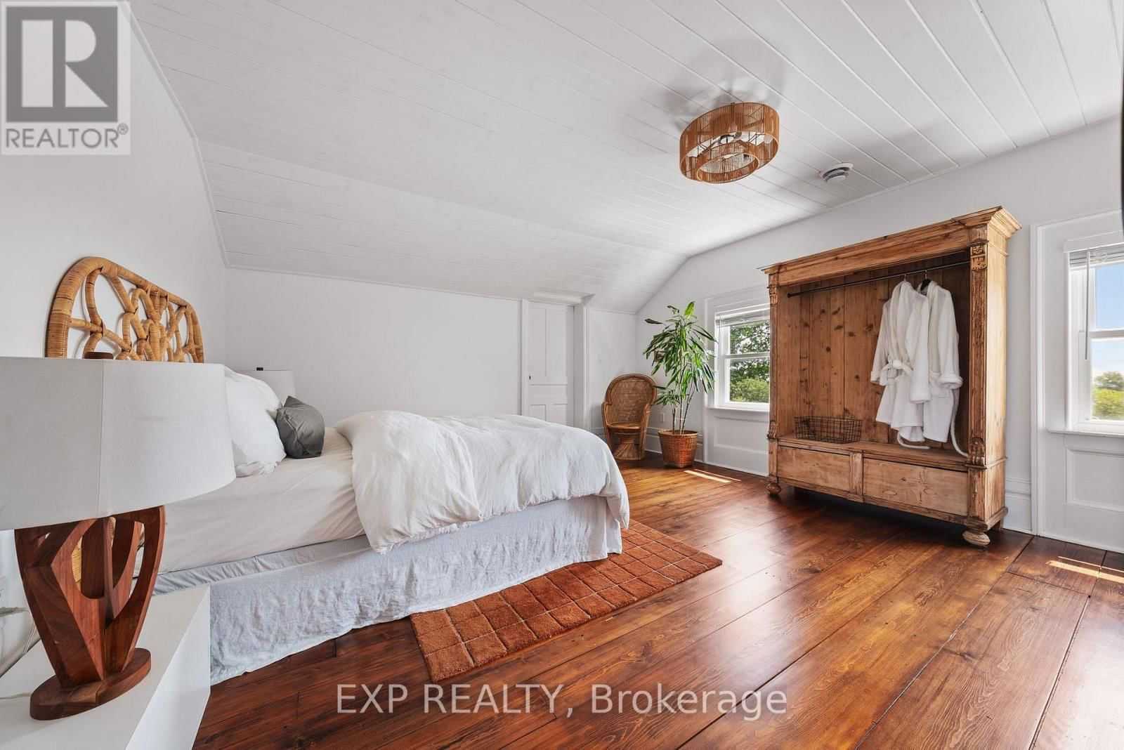 985 MELVILLE ROAD Image 30