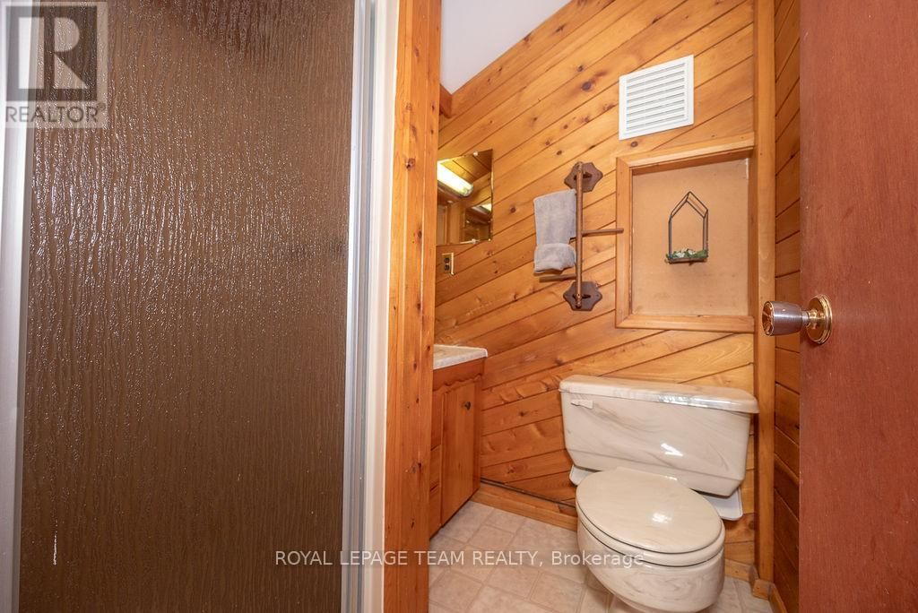 42165 COMBERMERE ROAD Image 19