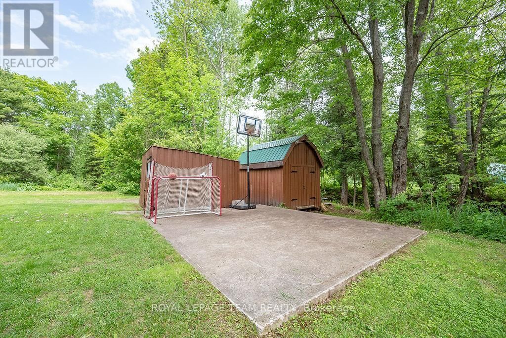 42165 COMBERMERE ROAD Image 39