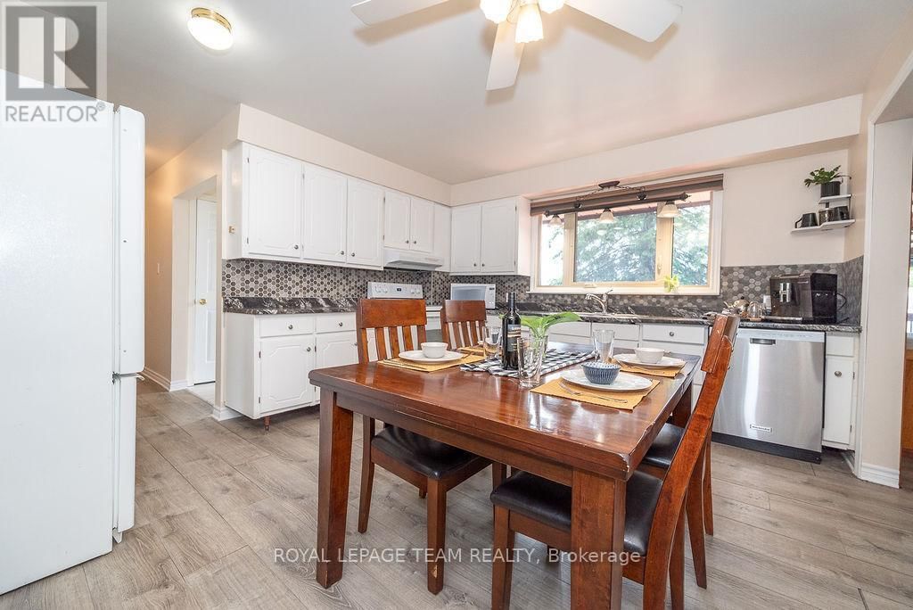 42165 COMBERMERE ROAD Image 8