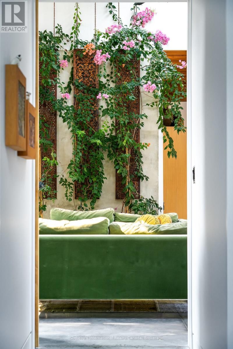 62 TUYLL STREET Image 31