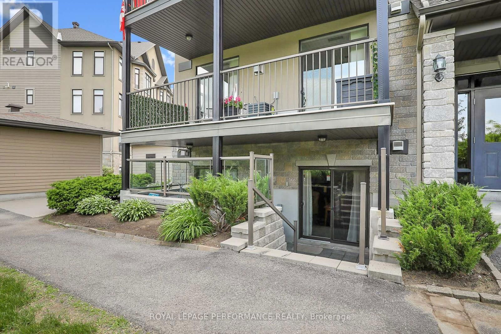 2 - 40 PRESTIGE CIRCLE Image 17