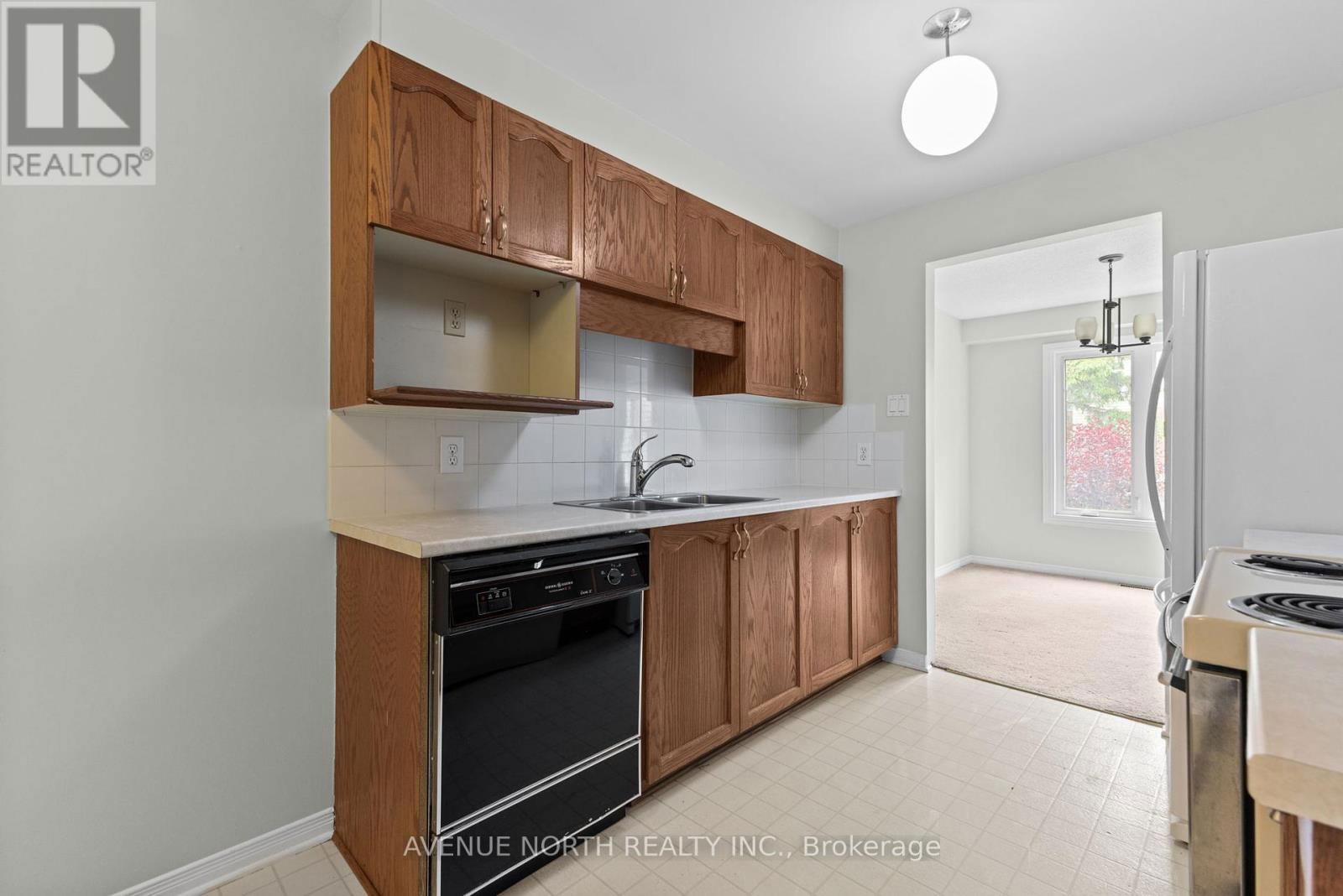 45 WRENWOOD CRESCENT Image 16