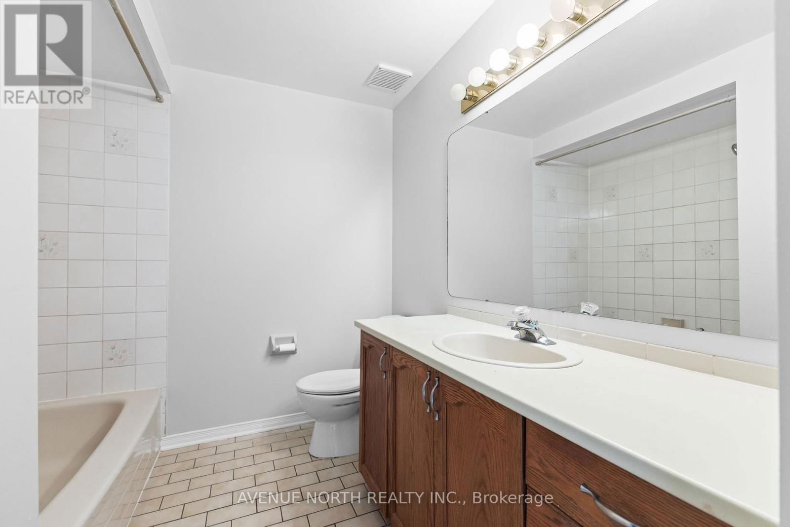 45 WRENWOOD CRESCENT Image 31