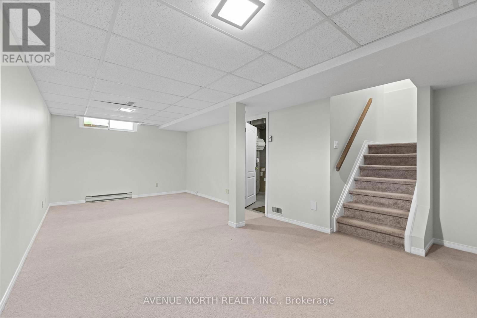 45 WRENWOOD CRESCENT Image 32