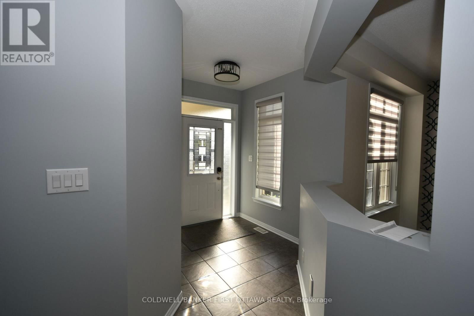 413 BLACKLEAF DRIVE Image 2