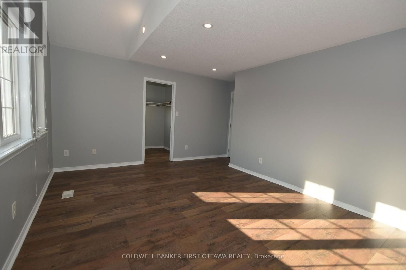 413 BLACKLEAF DRIVE Image 26