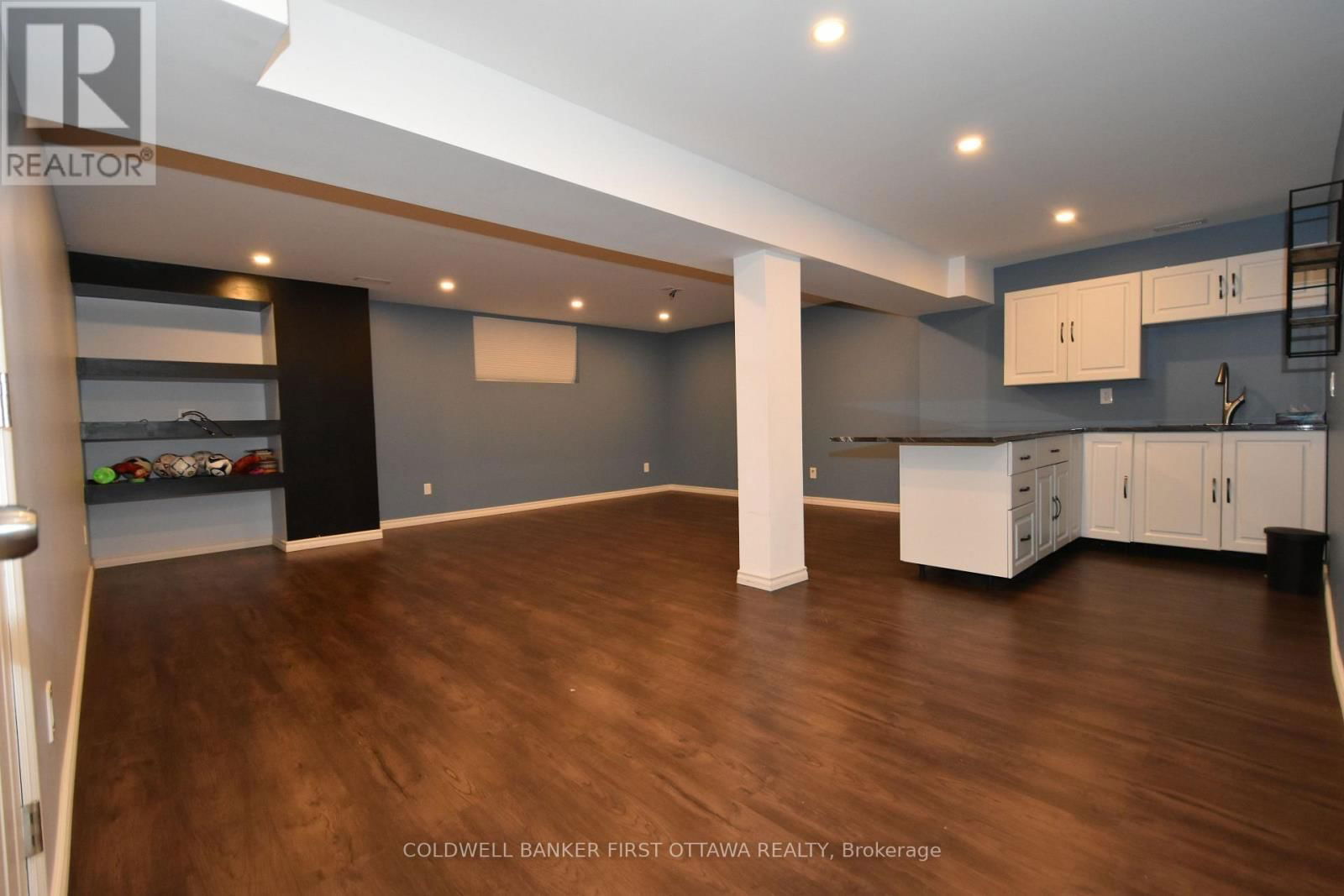 413 BLACKLEAF DRIVE Image 31