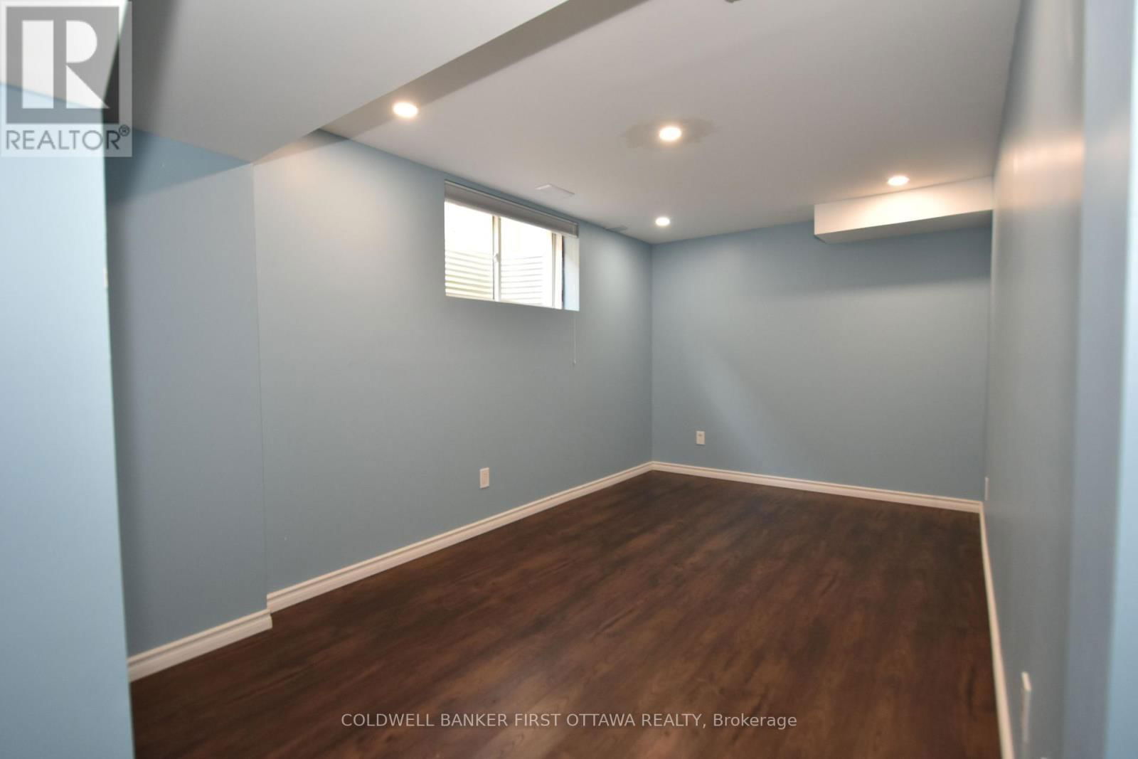 413 BLACKLEAF DRIVE Image 34
