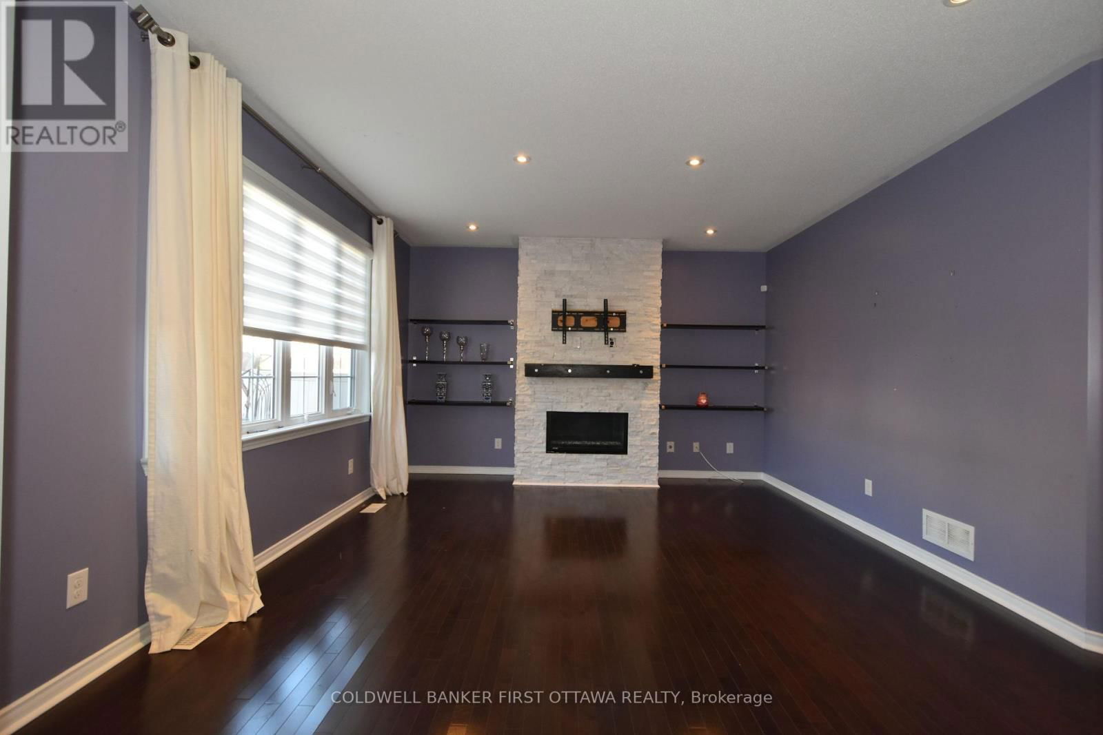 413 BLACKLEAF DRIVE Image 9