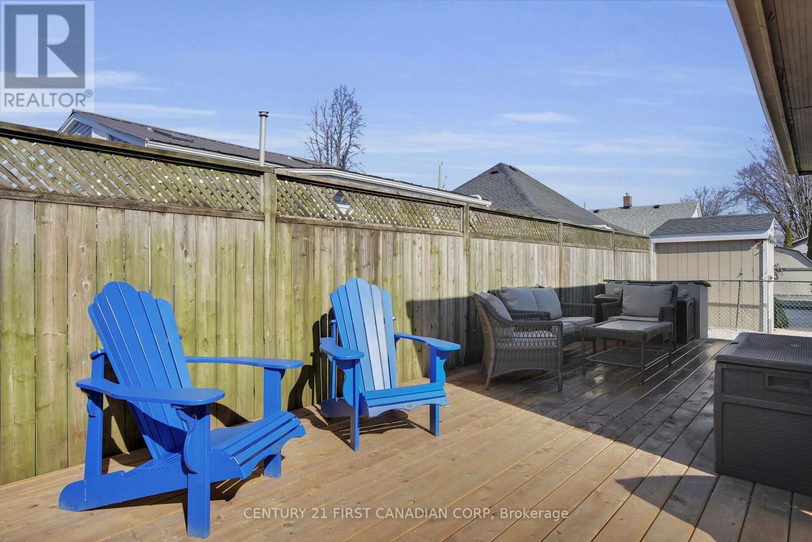 134 MAUD STREET Image 20