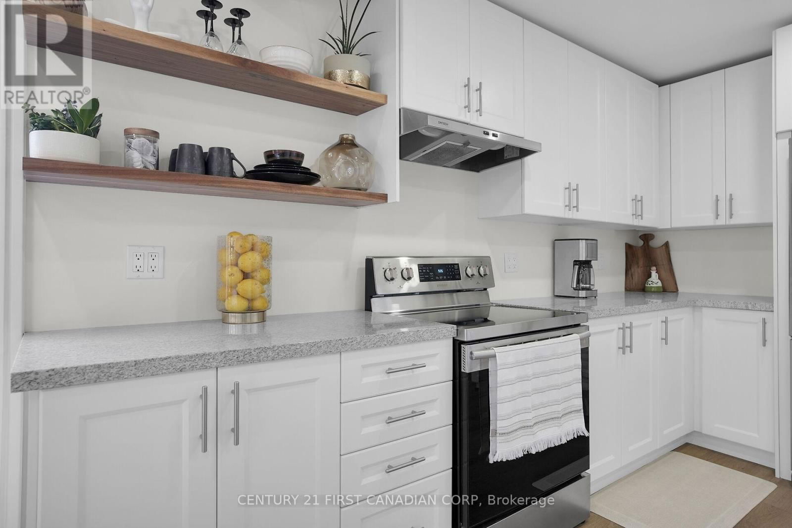 134 MAUD STREET Image 8