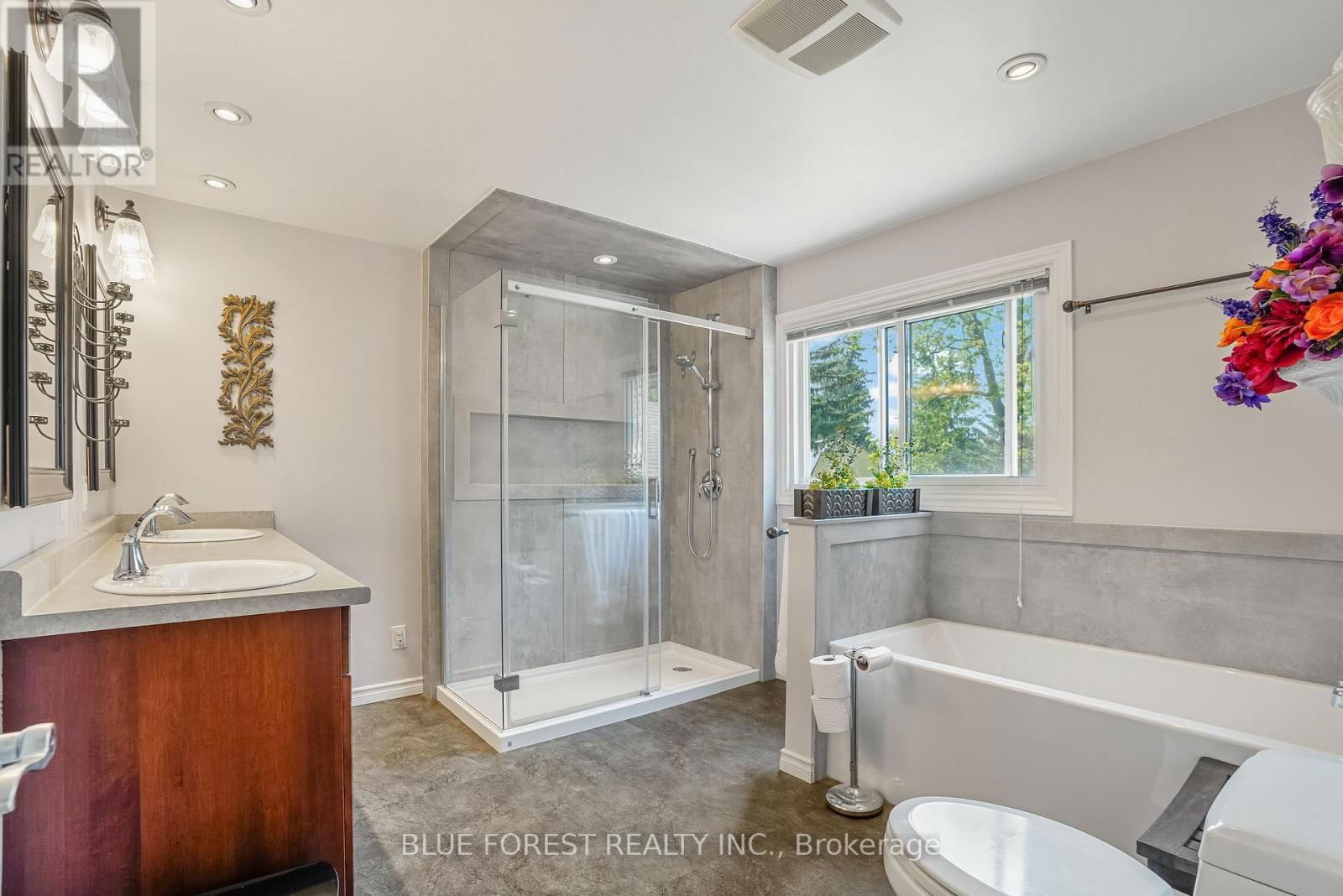 10 GUSTIN AVENUE Image 22