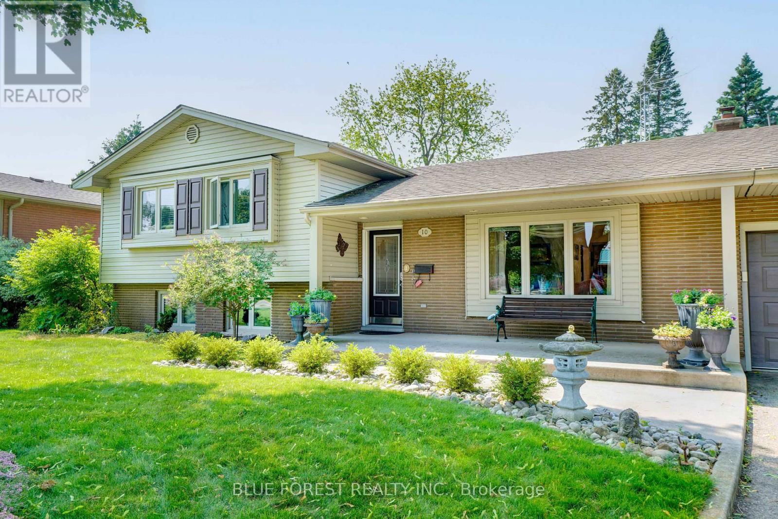 10 GUSTIN AVENUE Image 3