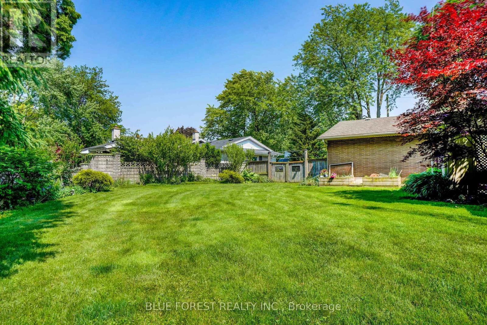 10 GUSTIN AVENUE Image 39