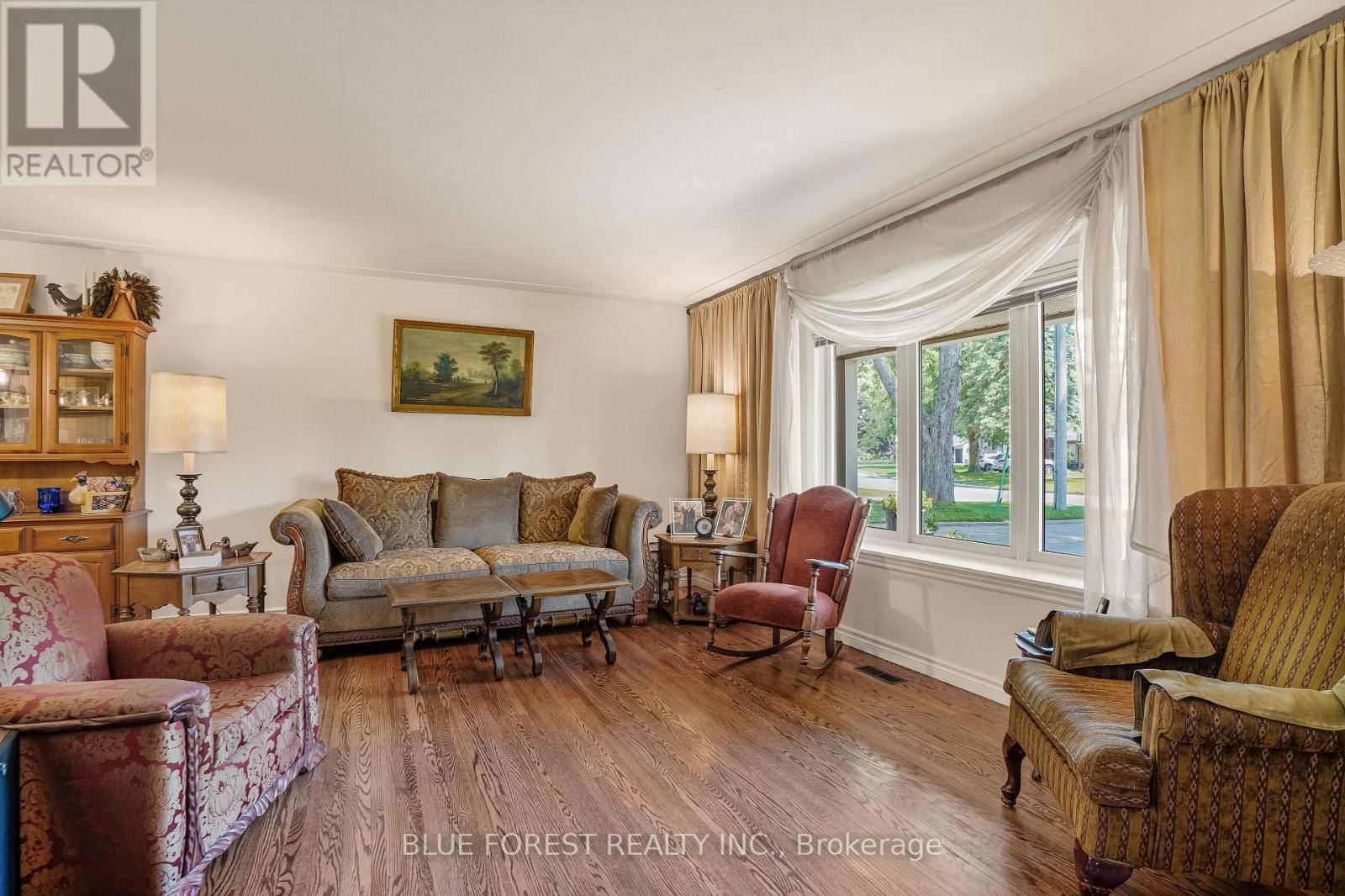 10 GUSTIN AVENUE Image 7