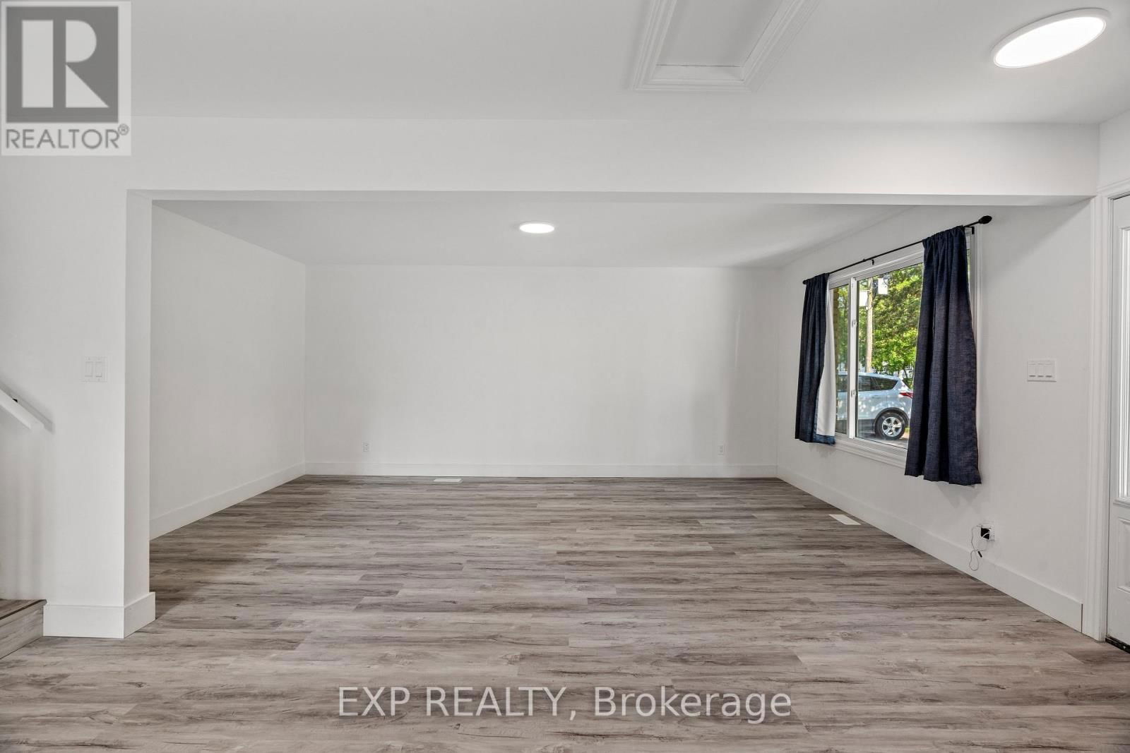 250 WILLIAM E STREET Image 11