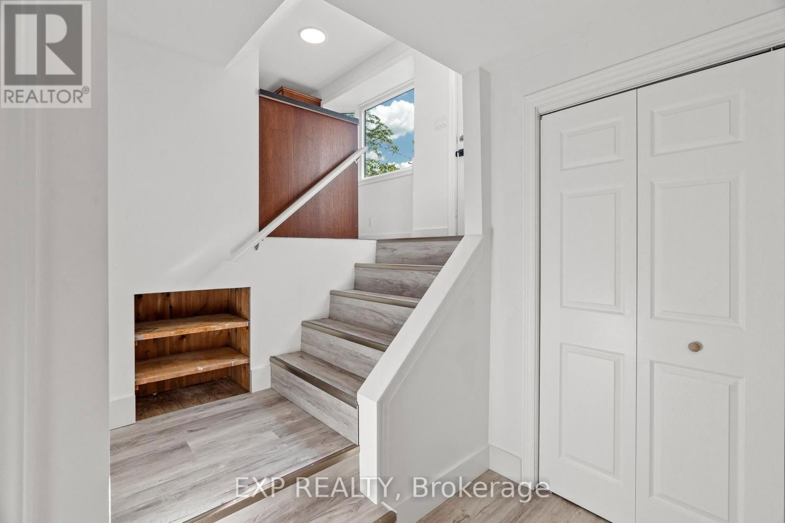 250 WILLIAM E STREET Image 23