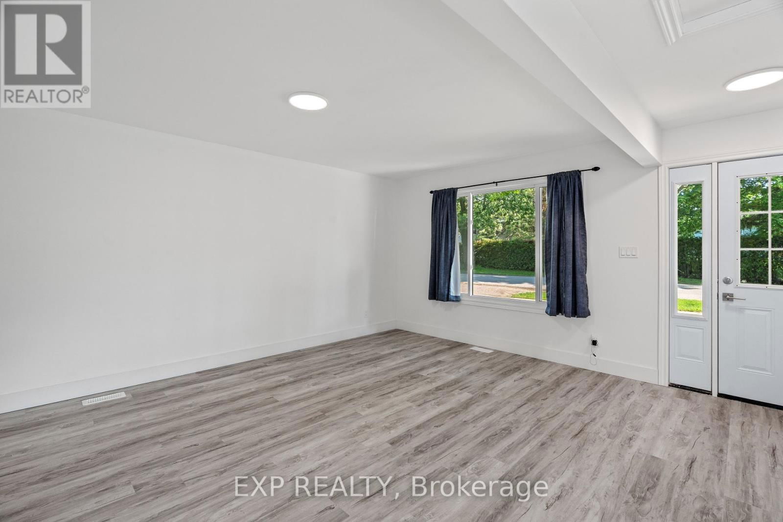 250 WILLIAM E STREET Image 6
