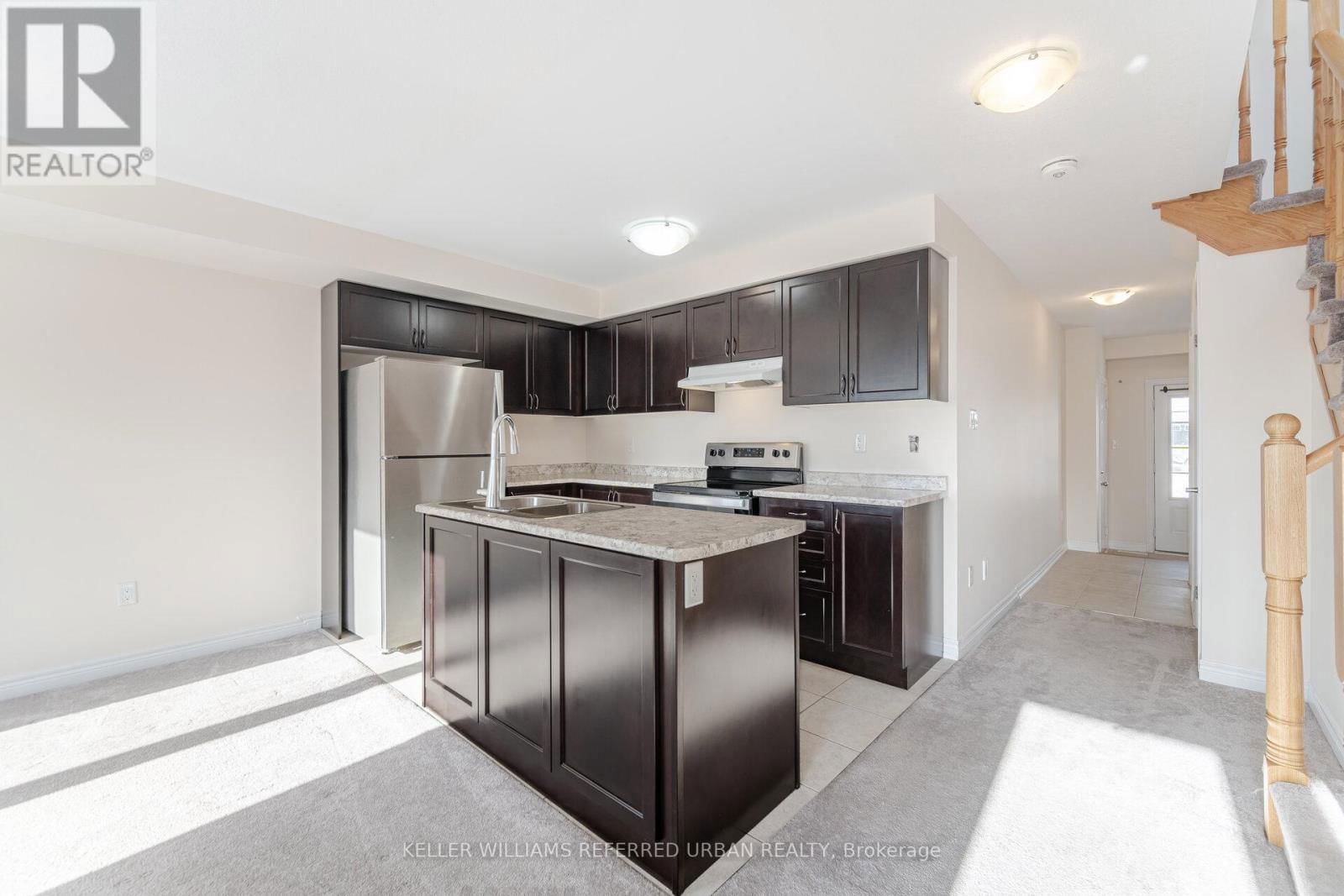 15 - 740 LINDEN DRIVE Image 1
