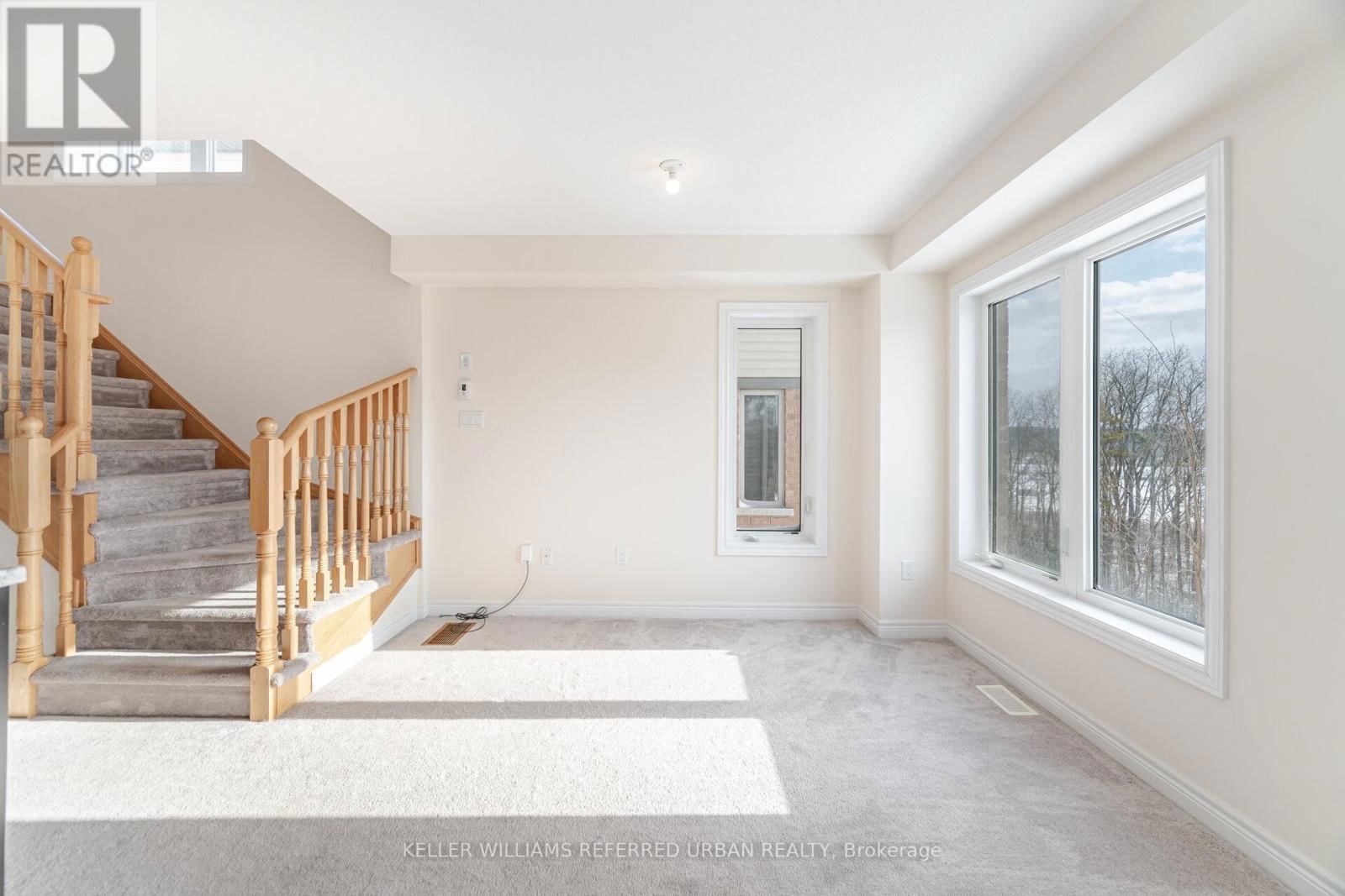 15 - 740 LINDEN DRIVE Image 10
