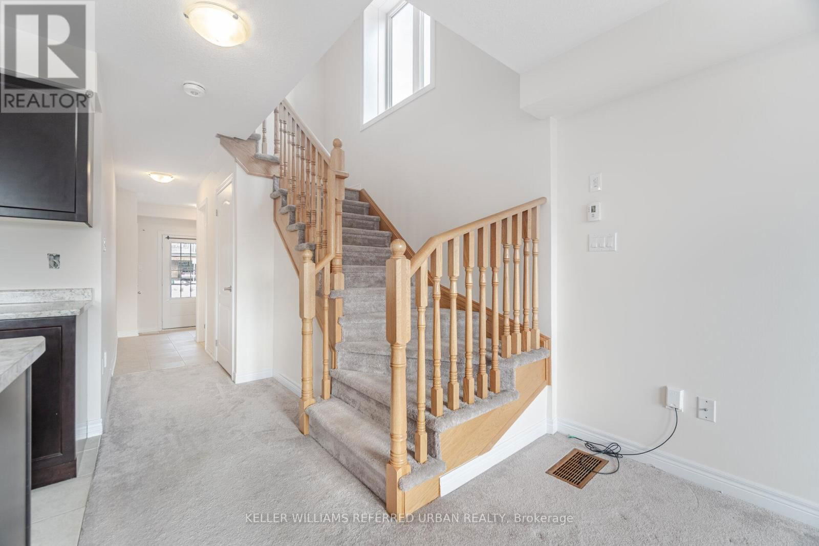 15 - 740 LINDEN DRIVE Image 13