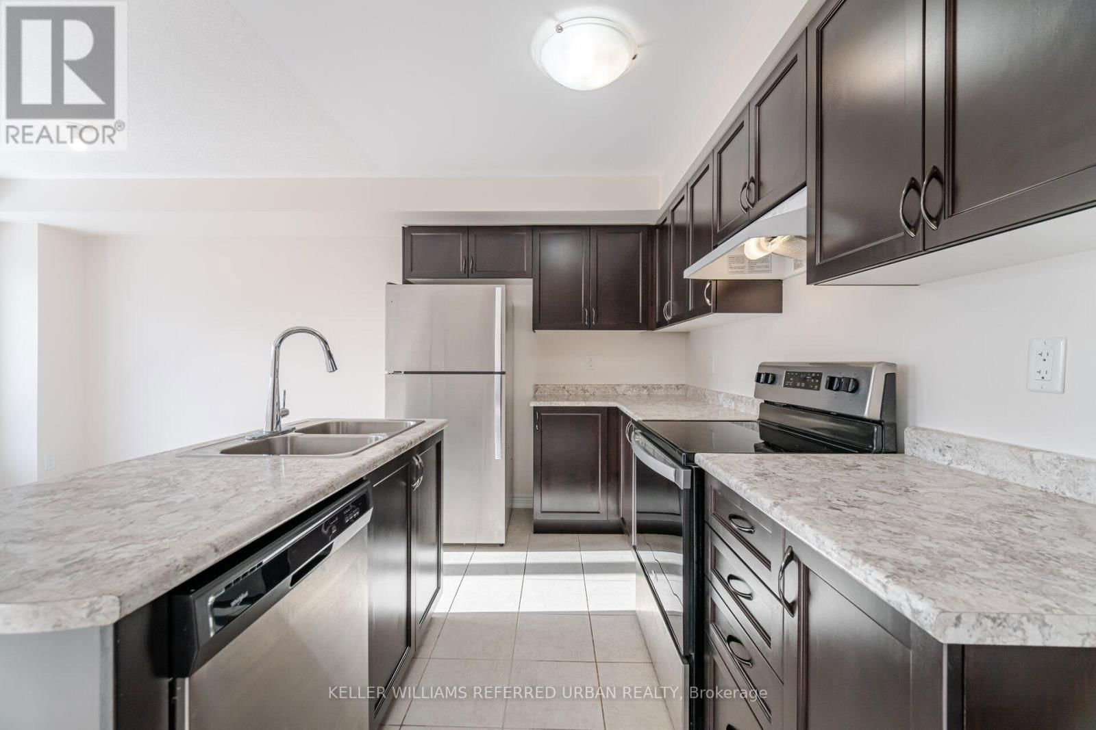 15 - 740 LINDEN DRIVE Image 3