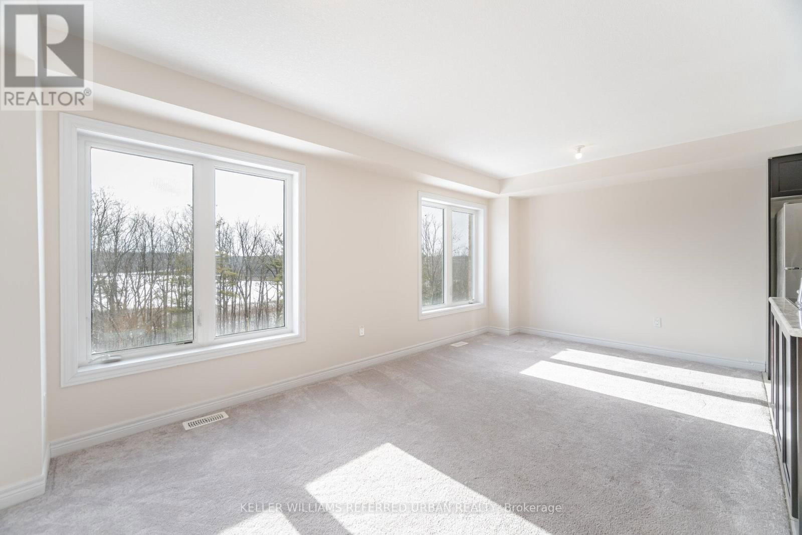 15 - 740 LINDEN DRIVE Image 8