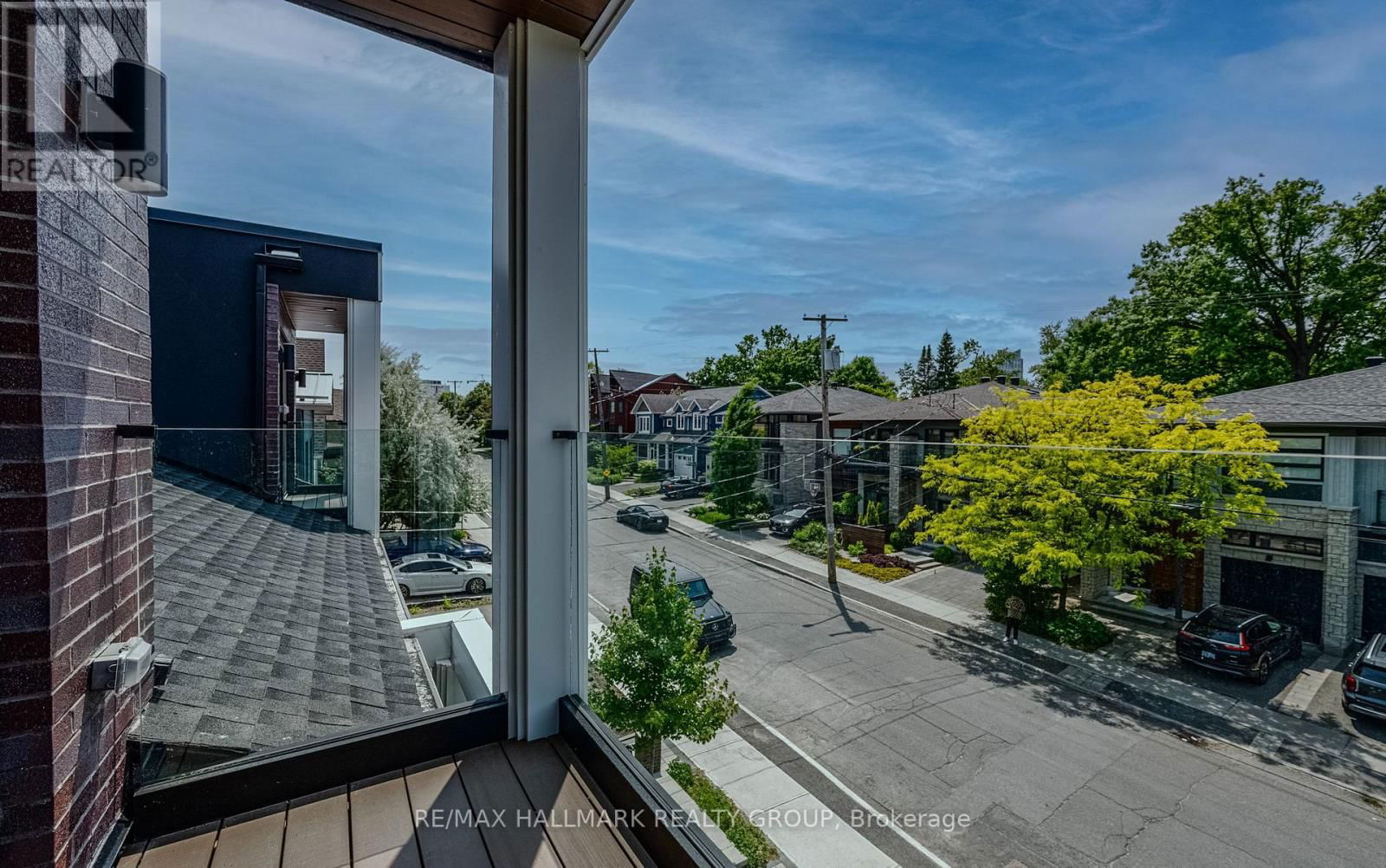 185A 185B CARLETON AVENUE Image 36