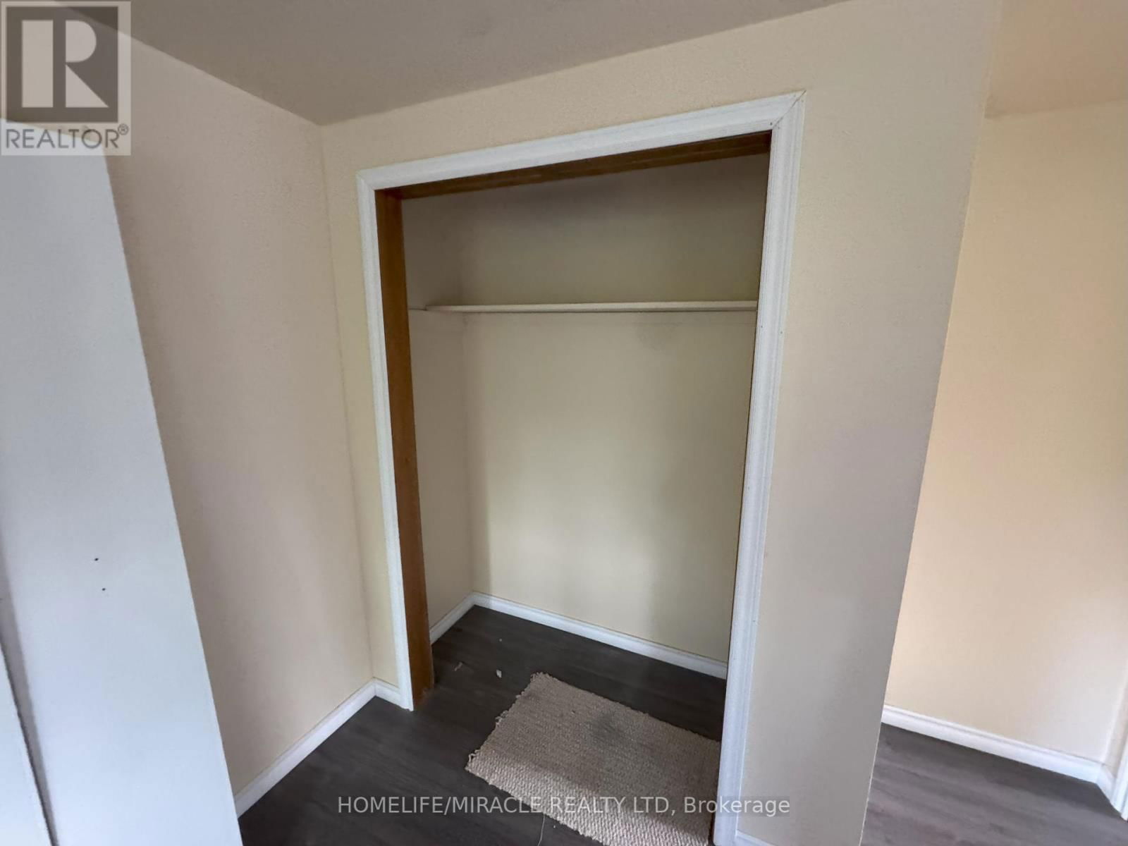 278 BARBER AVENUE Image 13