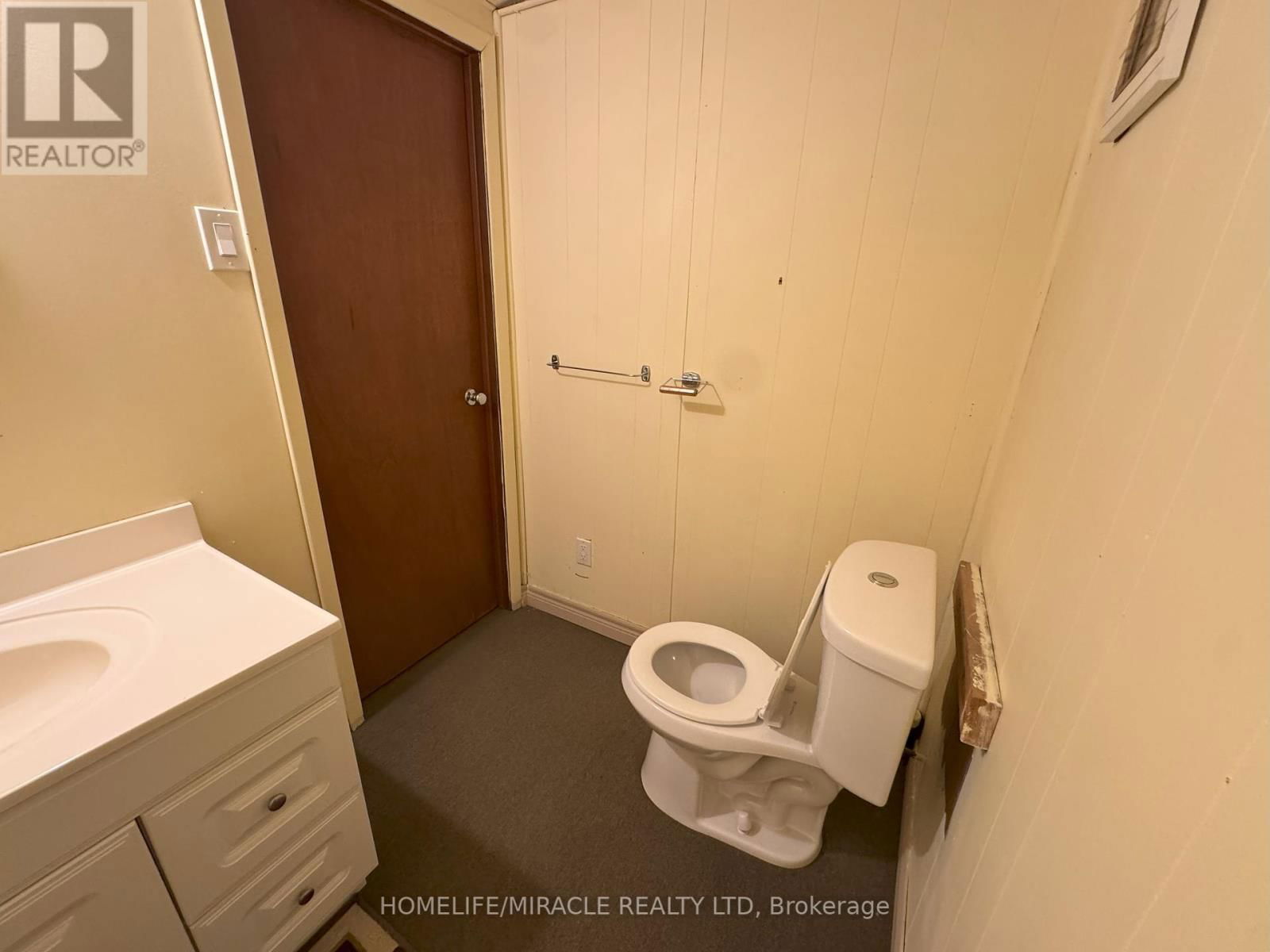 278 BARBER AVENUE Image 19