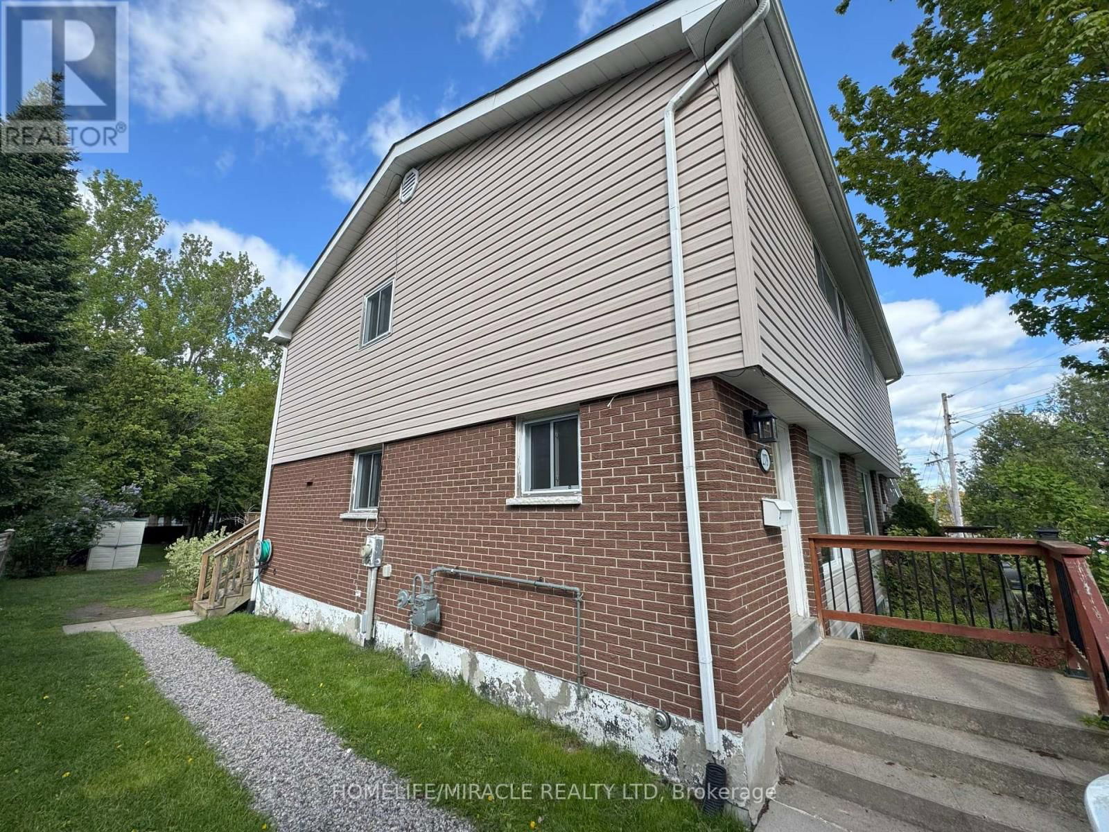 278 BARBER AVENUE Image 24