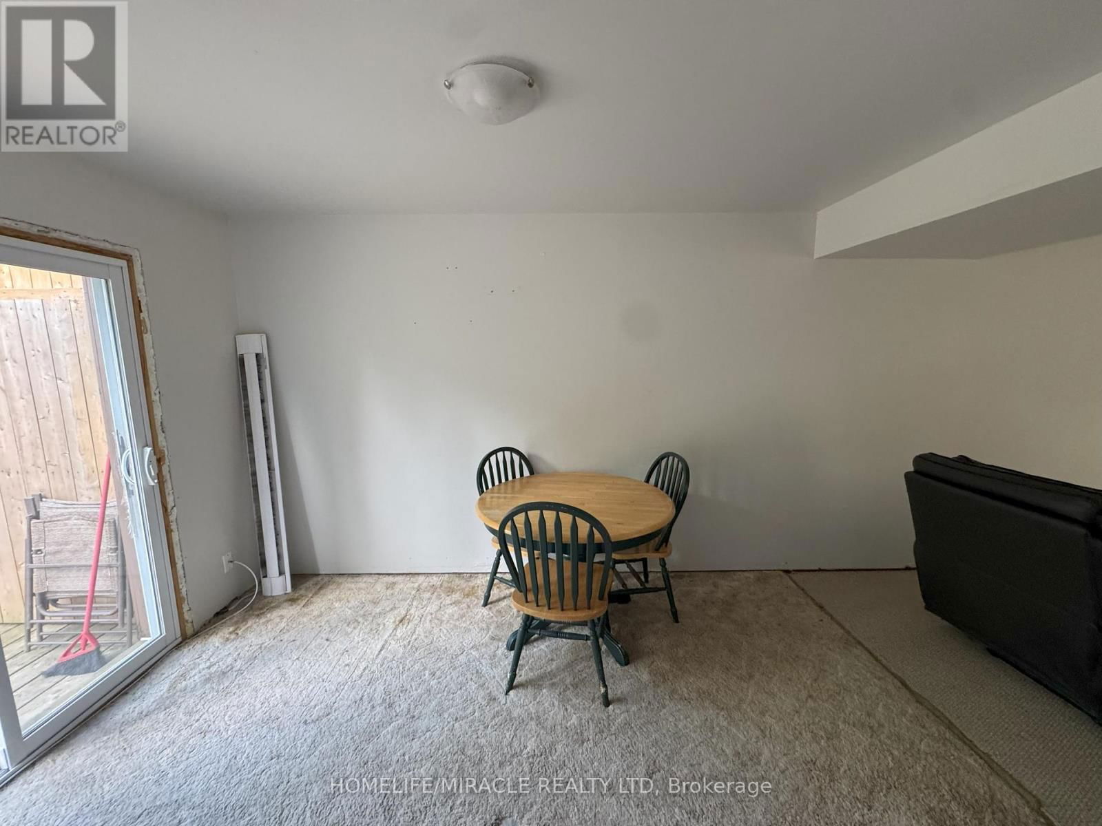 278 BARBER AVENUE Image 6