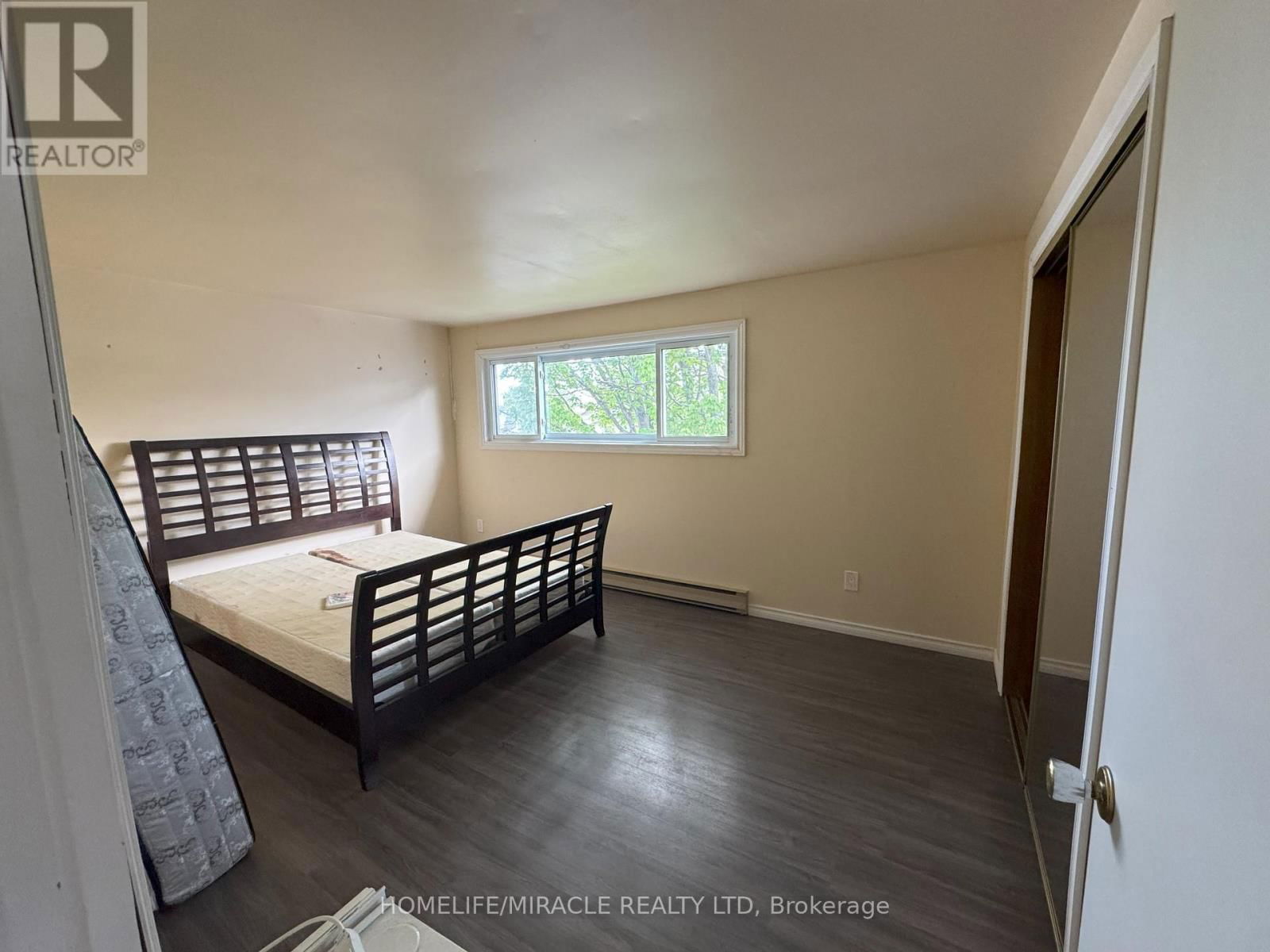 278 BARBER AVENUE Image 8