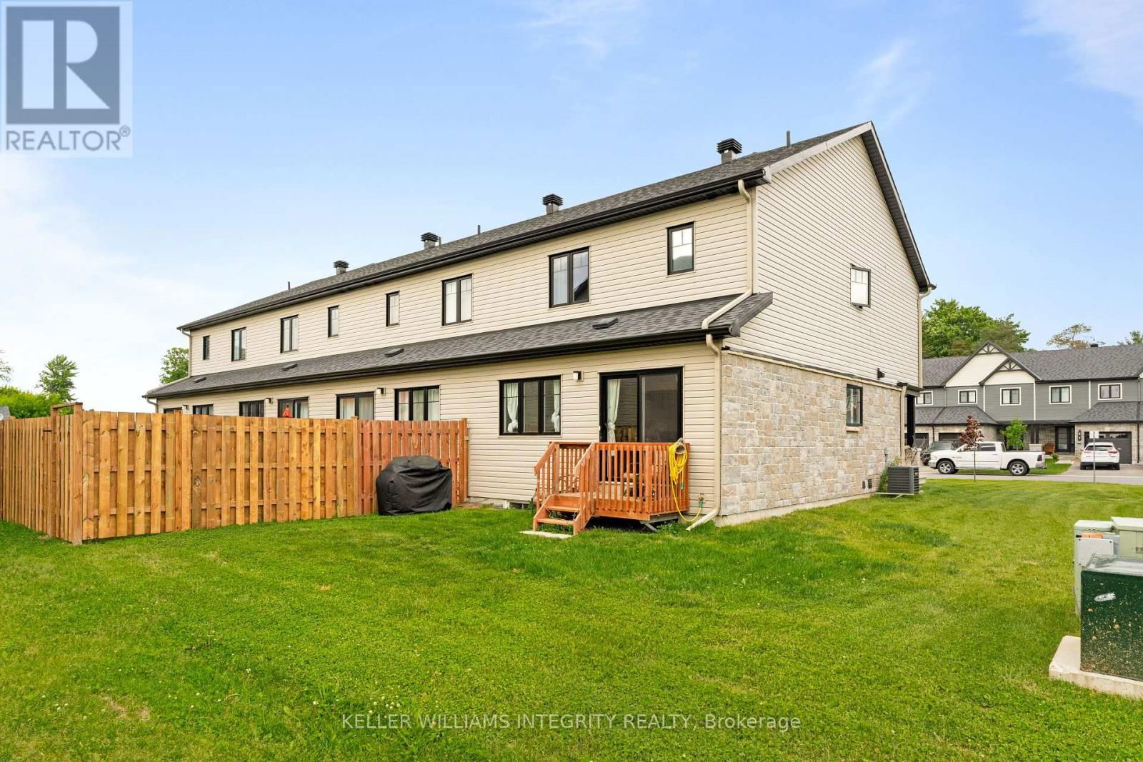 166 DION AVENUE Image 28