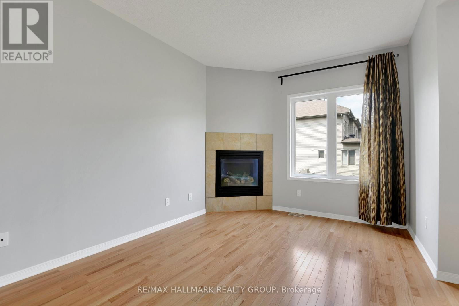 396 VIA VERONA AVENUE Image 11