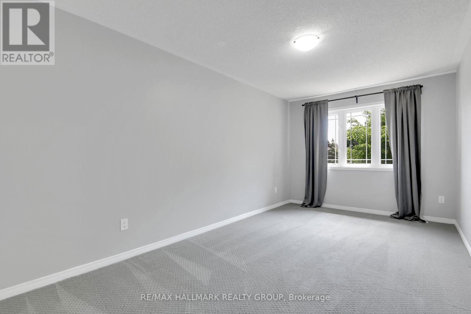 396 VIA VERONA AVENUE Image 29