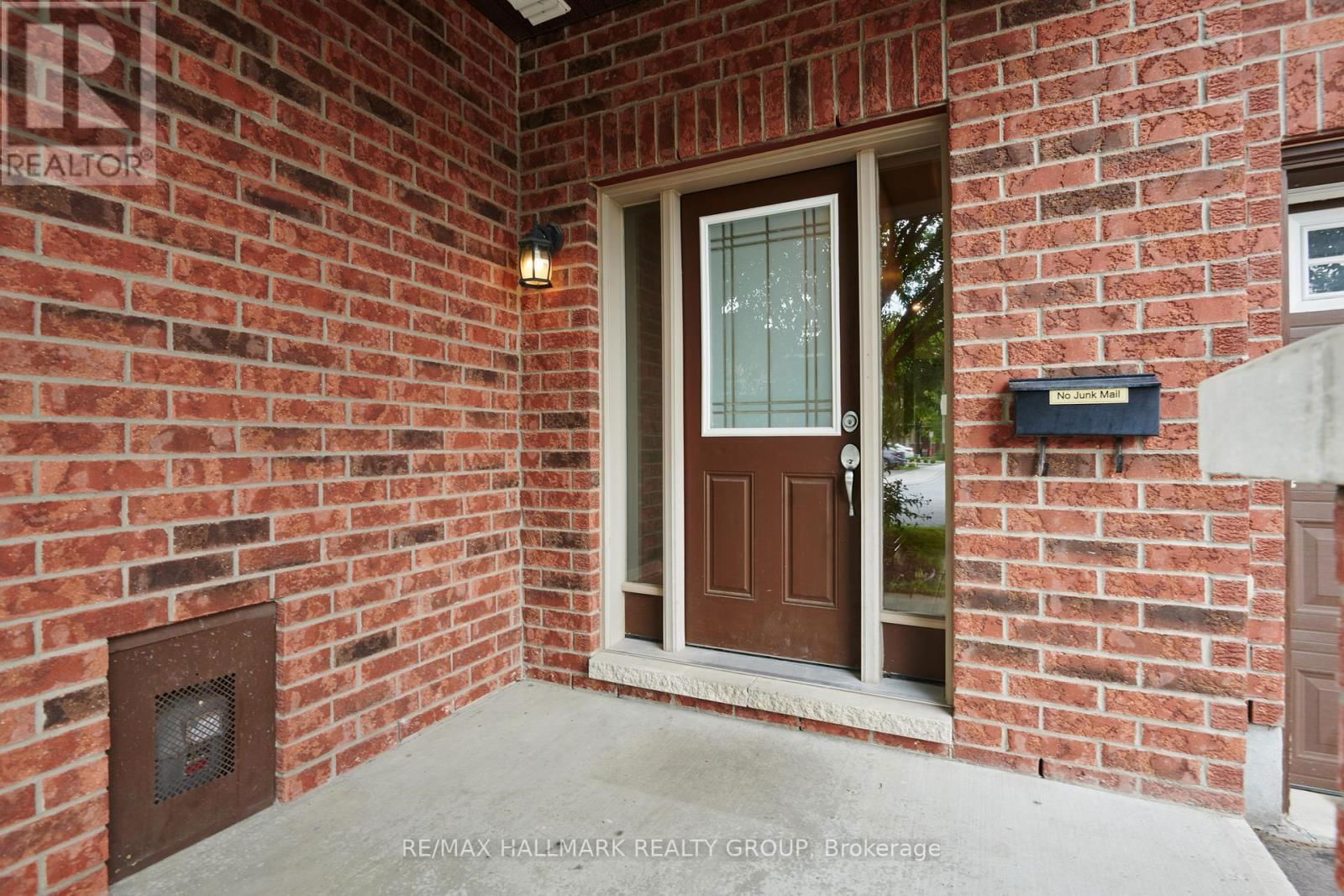 396 VIA VERONA AVENUE Image 4