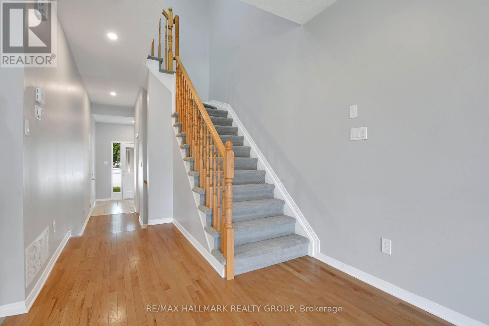396 VIA VERONA AVENUE Image 8