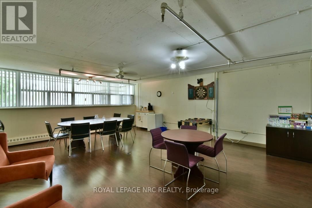 810 - 215 GLENRIDGE AVENUE Image 27