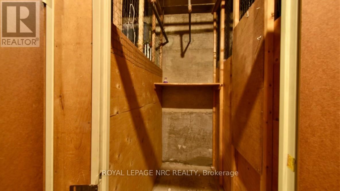 810 - 215 GLENRIDGE AVENUE Image 35