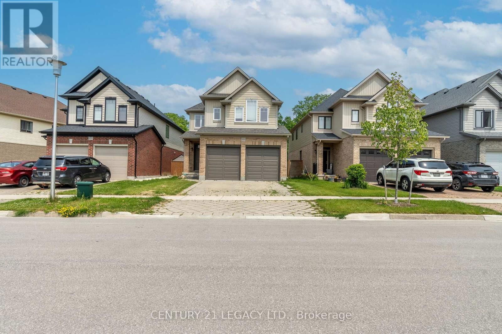 1606 FINLEY CRESCENT Image 1