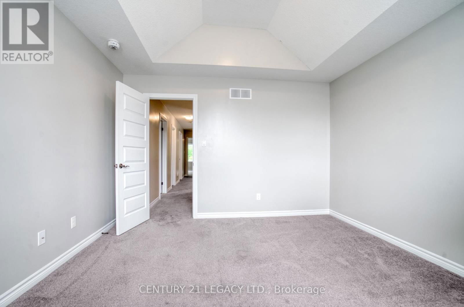 1606 FINLEY CRESCENT Image 35