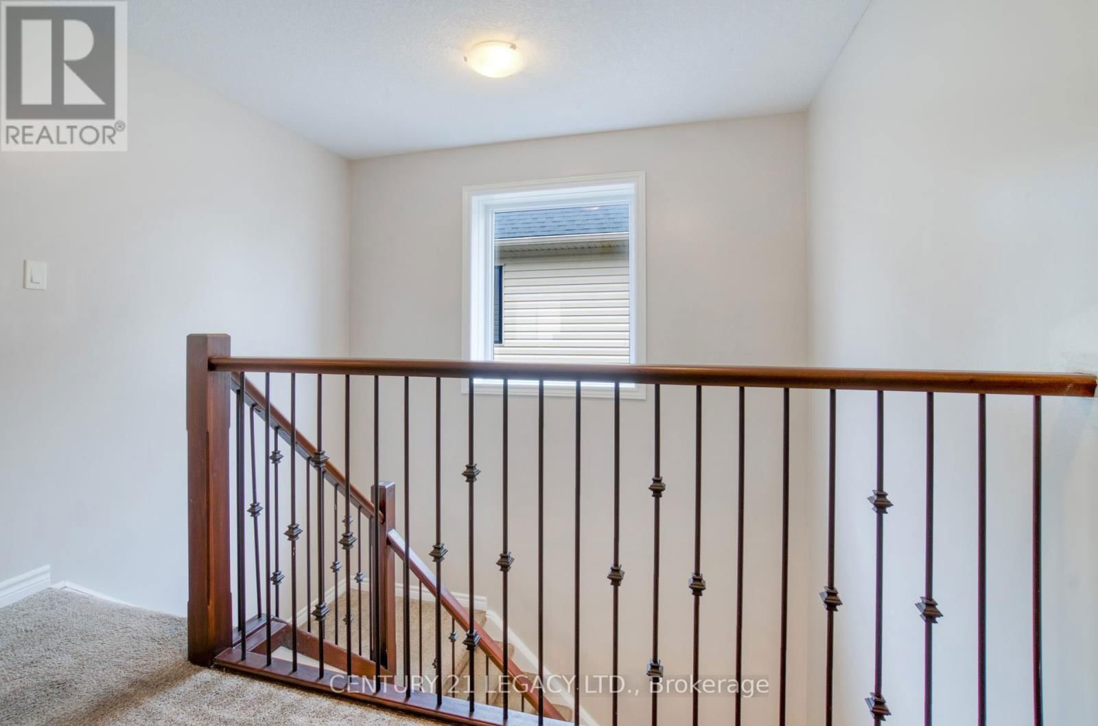 1606 FINLEY CRESCENT Image 36