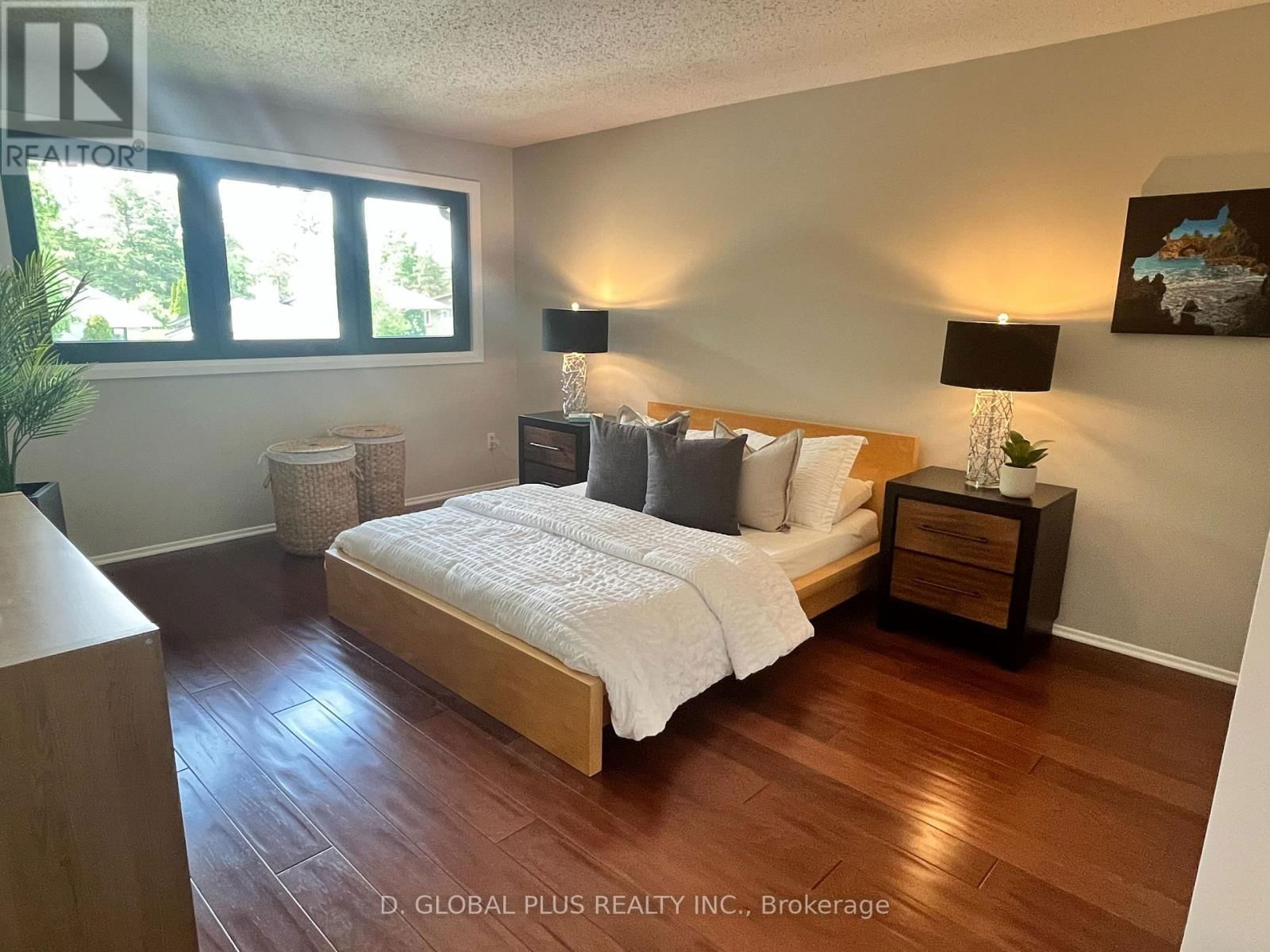 51 CHIMO DRIVE Image 15