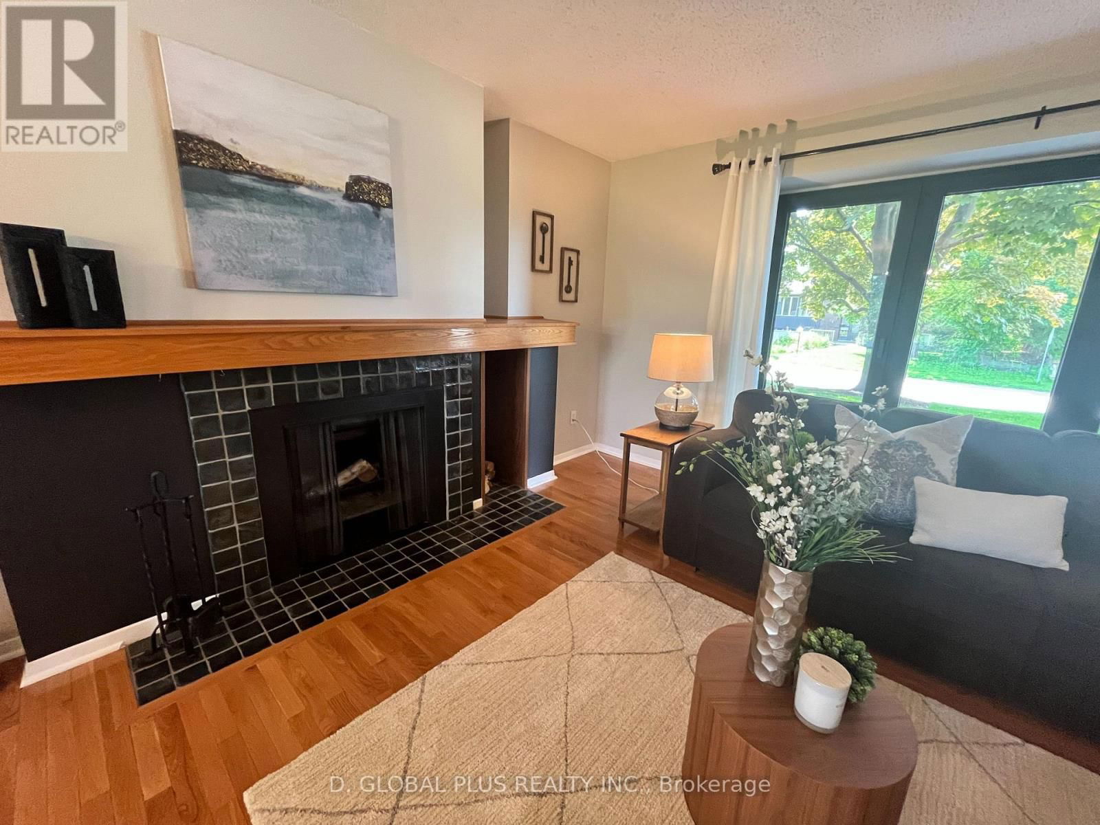 51 CHIMO DRIVE Image 8