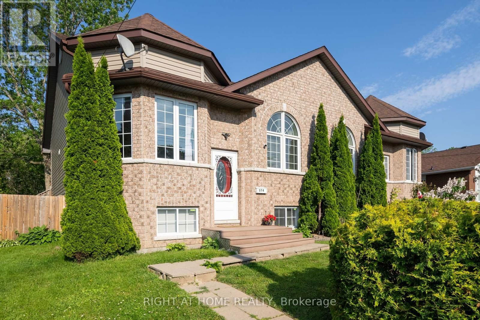 374 MARGARET STREET Image 1